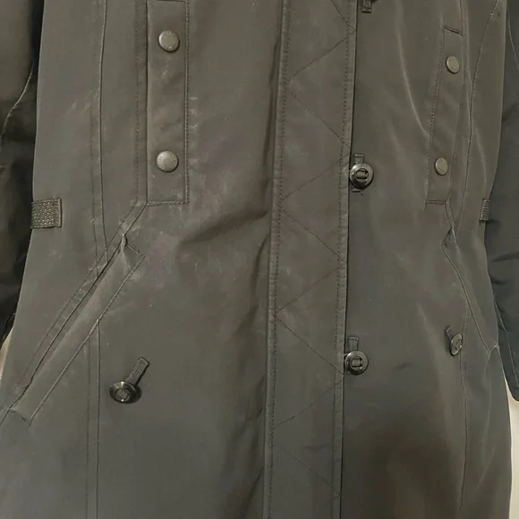 Canada Goose Jacket - Picture 11 of 12
